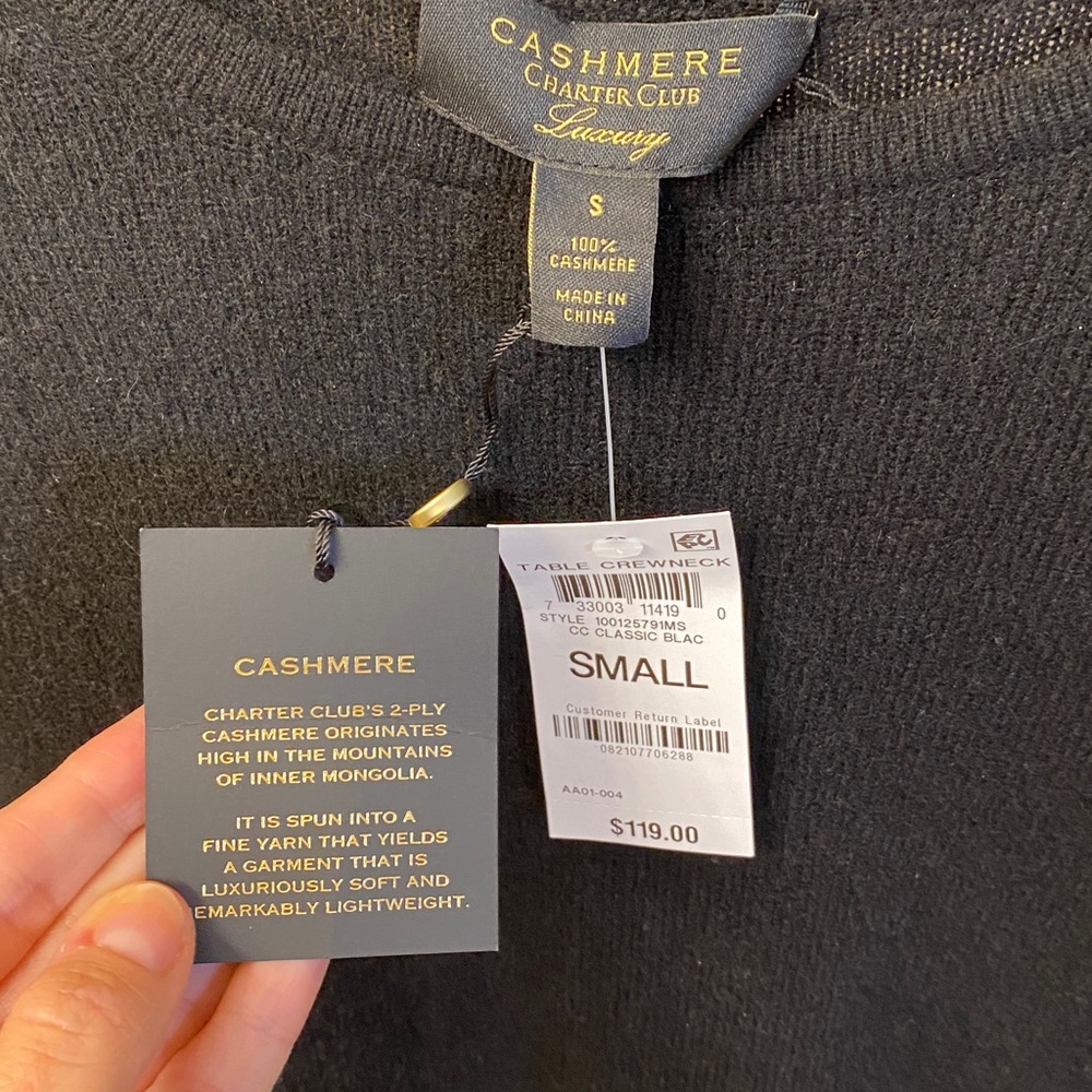 100% Cashmere Sweater - Picture 2 of 2